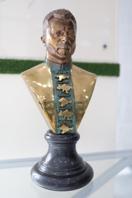 Виставка скульптур спортивних діячів у Музеї олімпійської слави 29.10.2025