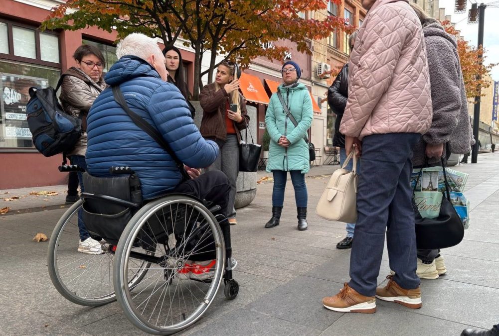 На Дніпропетровщині проводять навчальні інфосесії з безбар’єрності. -11.11.2025