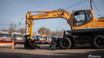 У вересні міськвиконком затвердив перелік з 563 об'єктів для зимового прибирання — вони охоплюють - 5.11.2025