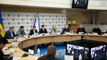 Круглий стіл у Дніпрі: проблеми прифронтових територій 12.11.2025