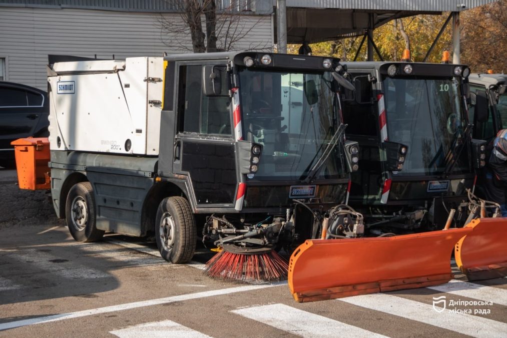 У вересні міськвиконком затвердив перелік з 563 об'єктів для зимового прибирання — вони охоплюють - 5.11.2025