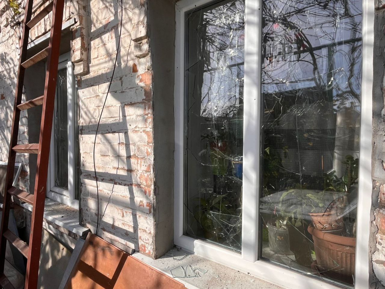 Ворог обстріляв громади Дніпропетровщини: один загиблий і п’ятеро поранених — 15.11.2025 Ворог обстріляв громади Дніпропетровщини: один загиблий і п’ятеро поранених — 15.11.2025