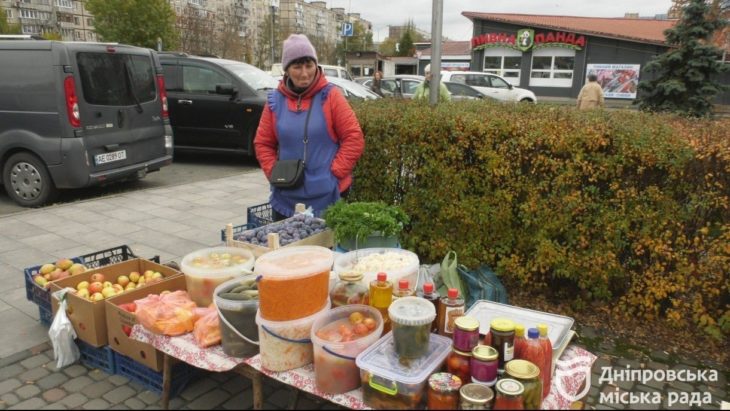 У Дніпрі працюють ярмарки вихідного дня