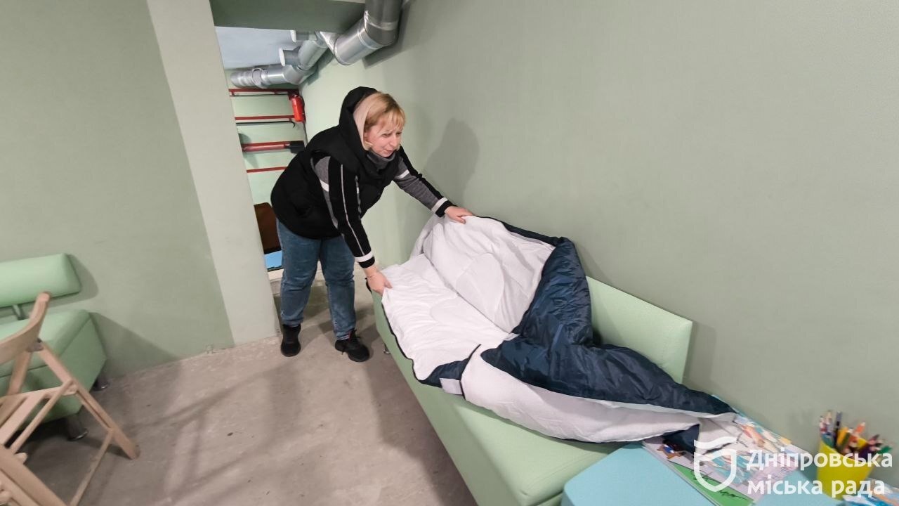 У Дніпрі пункти незламності працюють у школах і позашкільних закладах 3.11.2025