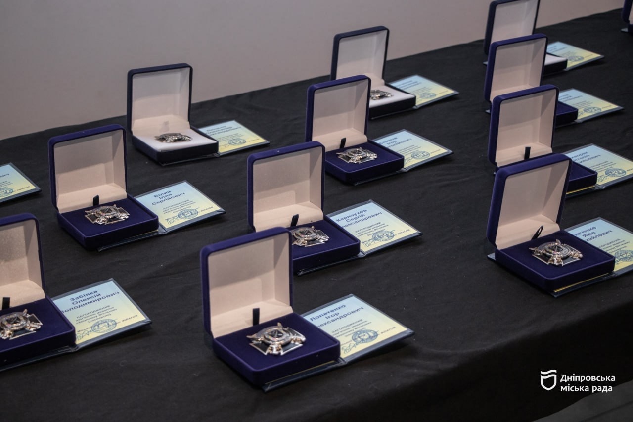 У Дніпрі посмертно нагородили сімнадцятьох захисників 4.11.2025