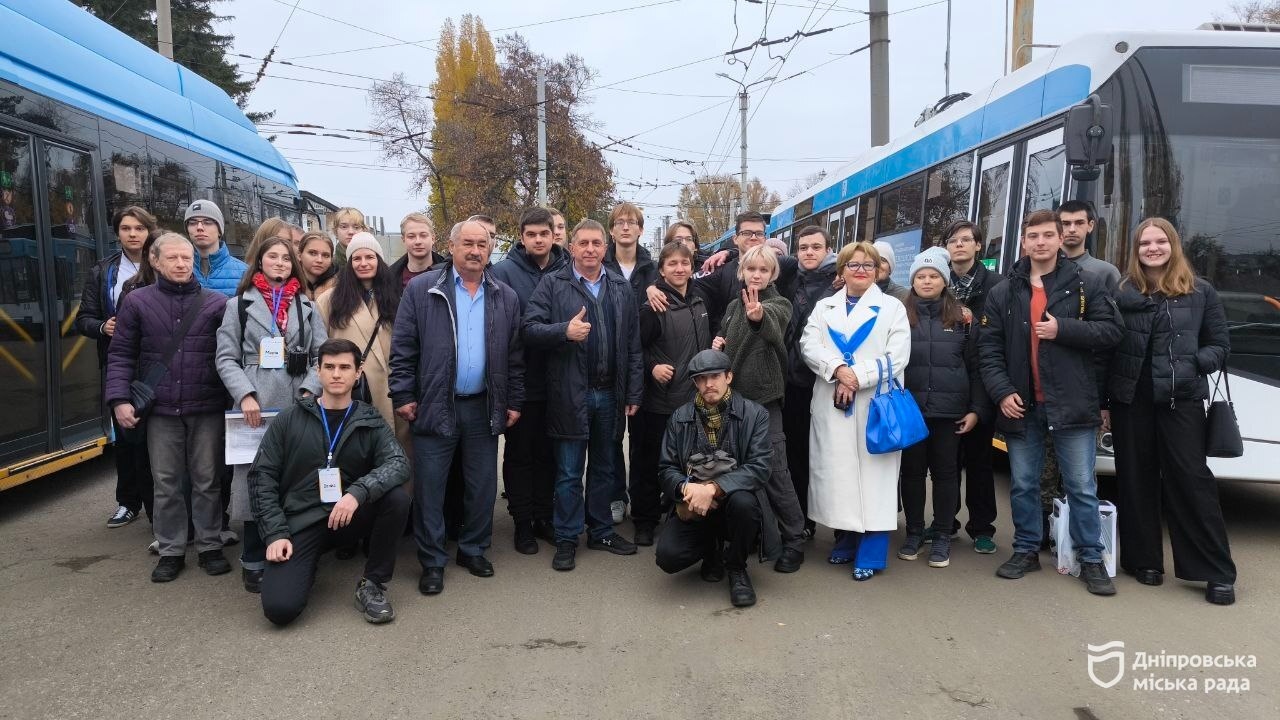 тролейбусний рух у Дніпрі відзначив 78-й день народження-07.11.2025