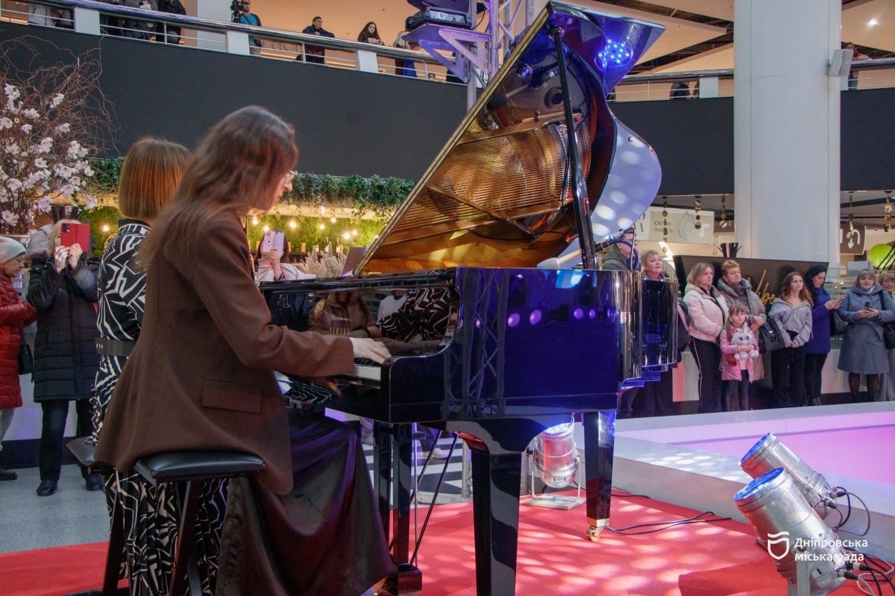  У Дніпрі пройшов фортепіанний марафон #PIANO_NON_STOP - 8.11.2025