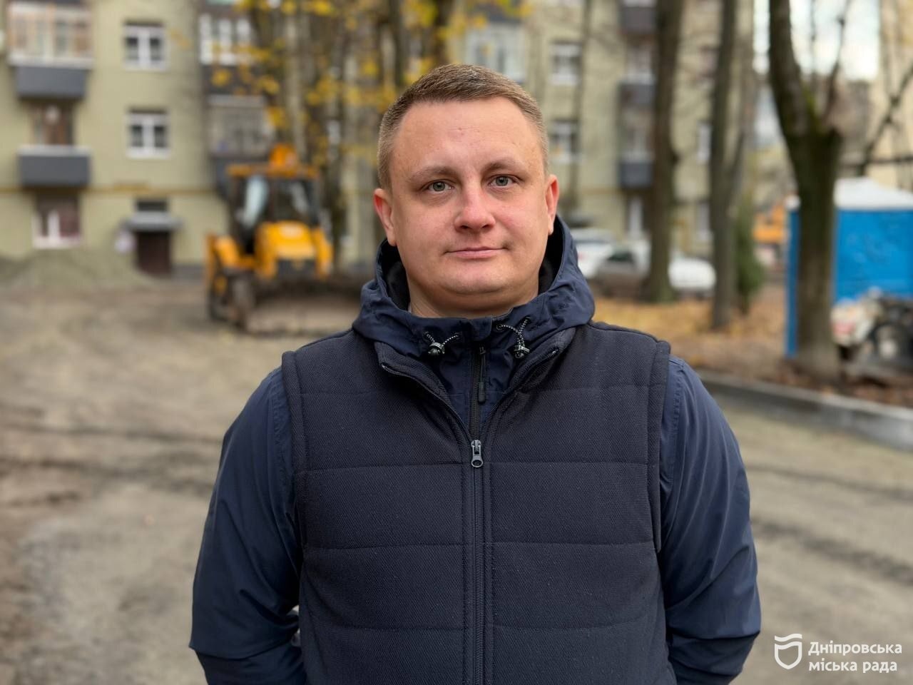 У Дніпрі за заявками містян продовжують ремонтувати внутрішньоквартальні дороги - 13.11.2025