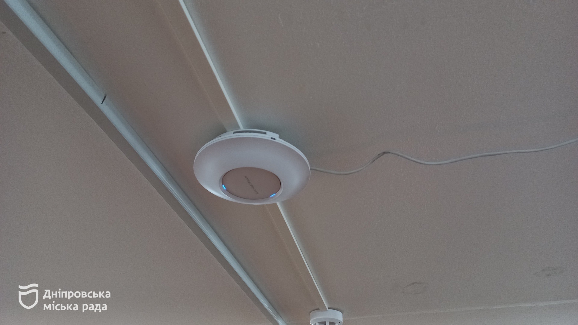 Укриття та пункти незламності Дніпра підключають до безперебійного інтернету - 19.11.2025