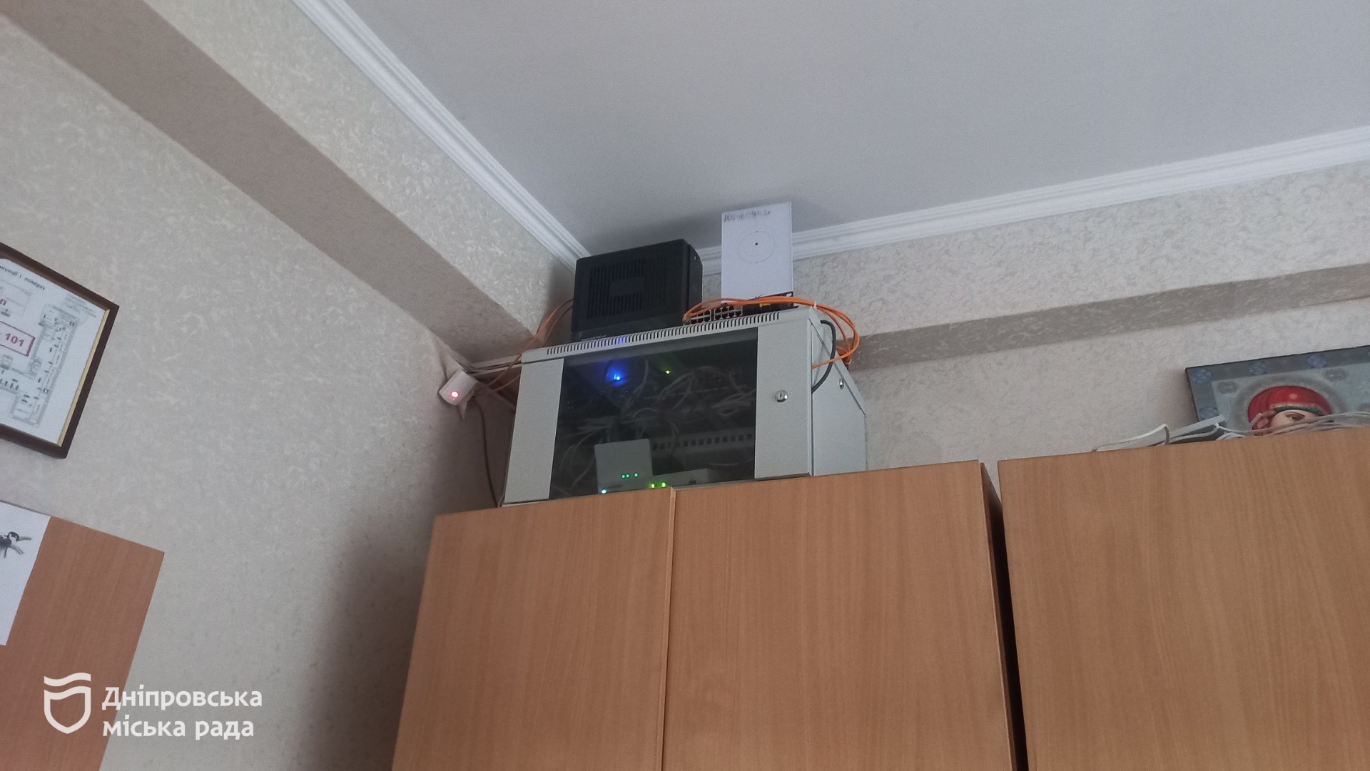 Укриття та пункти незламності Дніпра підключають до безперебійного інтернету - 19.11.2025