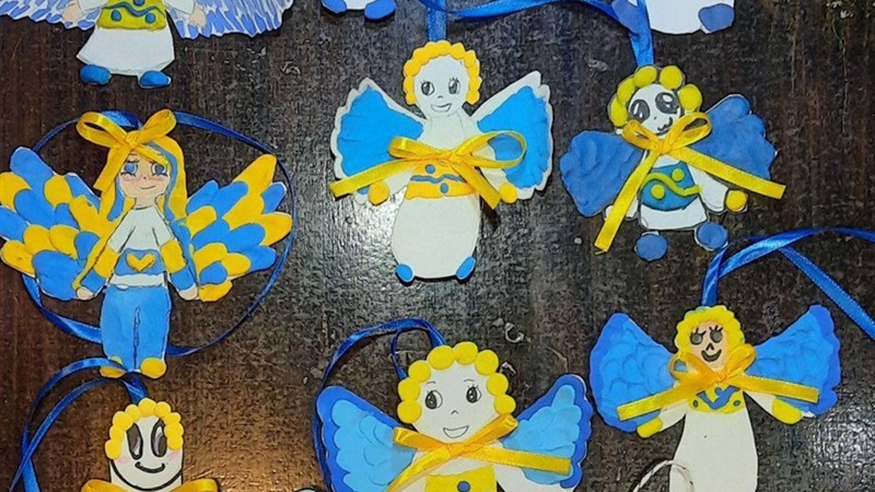 У Дніпрі діти створили янголят і розписали каски: мистецька акція до Дня дитини та Дня Гідності та Свободи - 19.11.2025