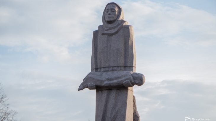 У Дніпрі вшанували пам’ять мільйонів жертв Голодомору