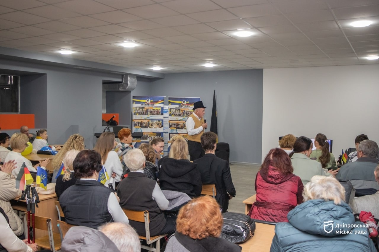 У Дніпрі відбувся день відкритих дверей Дніпропетровського обласного товариства німців «Відергебурт» -24.11.2025