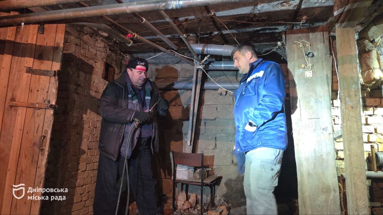 Аварійна служба КП «Жилсервіс-5» за дорученням міського голови працює цілодобово - 26.11.2025