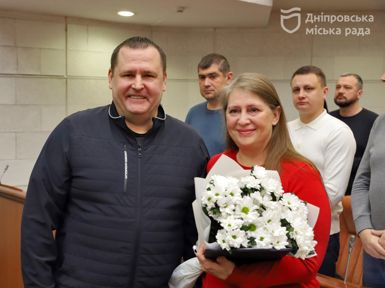 «Надають додаткову мотивацію до роботи». У Дніпрі під час сесії традиційно нагородили медичних працівників -19.11.2025