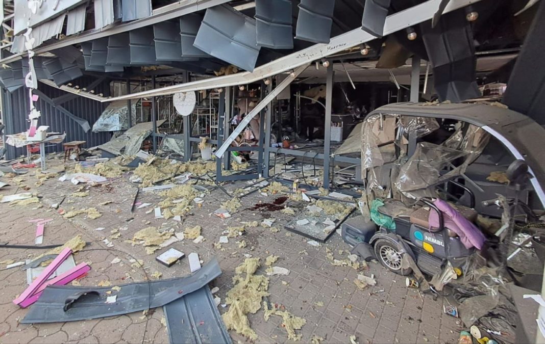 Ворог атакував одразу кілька громад Дніпропетровщини, є загиблі та поранені 4.11.2025