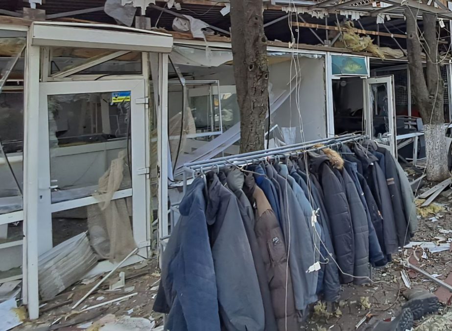 Ворог атакував одразу кілька громад Дніпропетровщини, є загиблі та поранені 4.11.2025