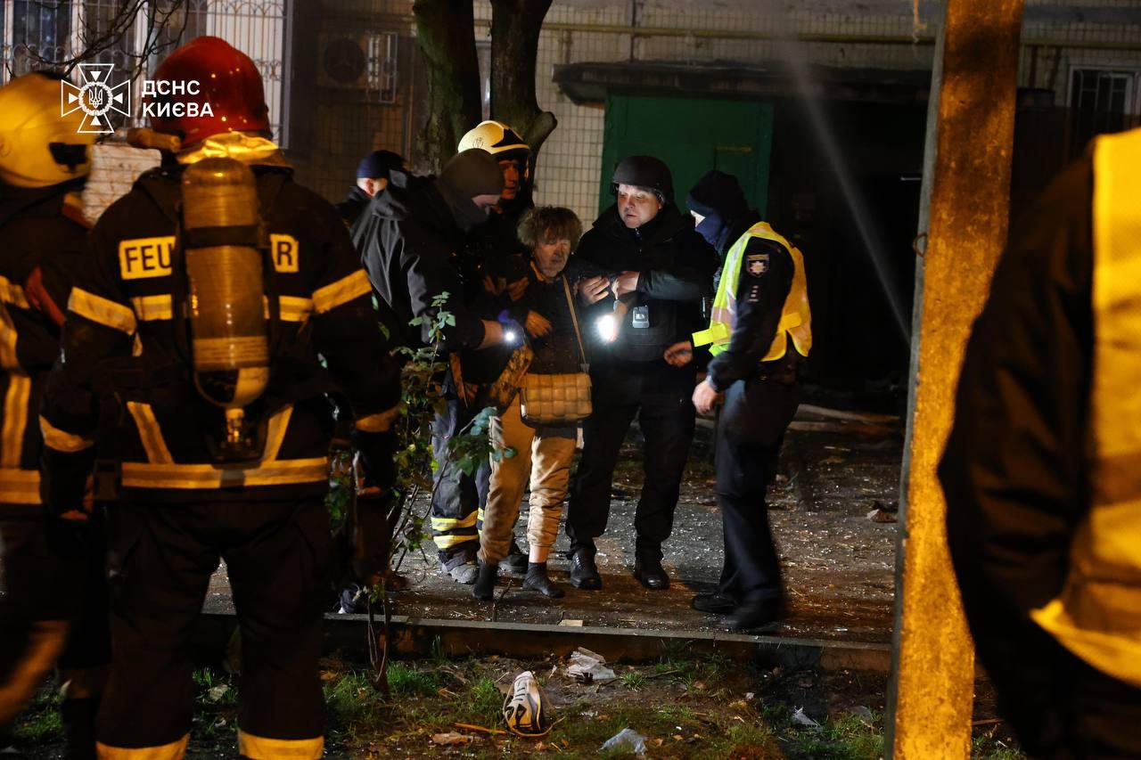 Ворог запустив близько 430 дронів і 18 ракет, зокрема балістичних та аеробалістичних - 14.11.2025