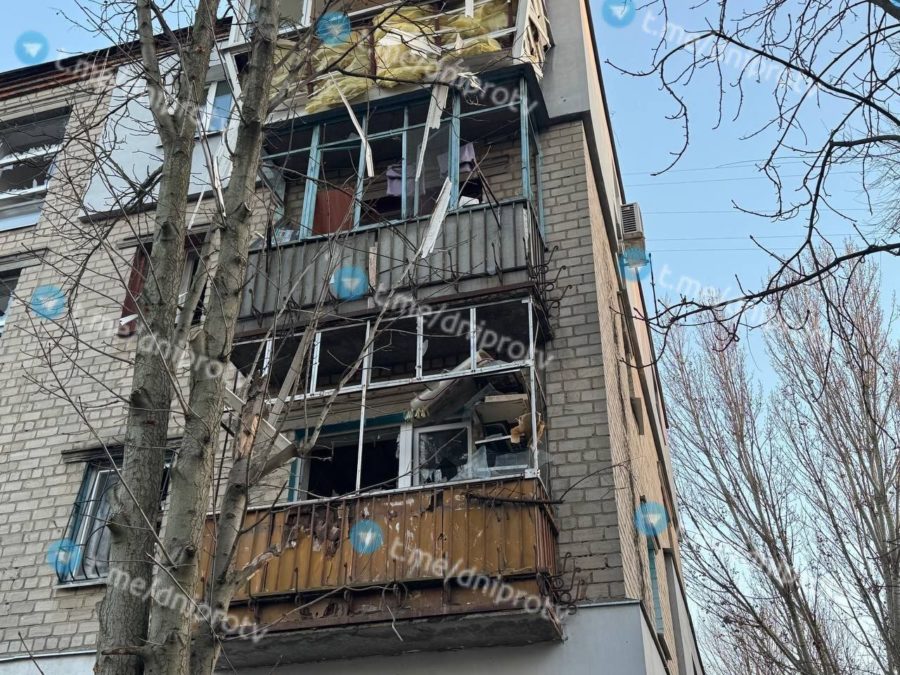 Атака на Дніпро вдень 25.11.2025: поранена 4-річна дитина важка