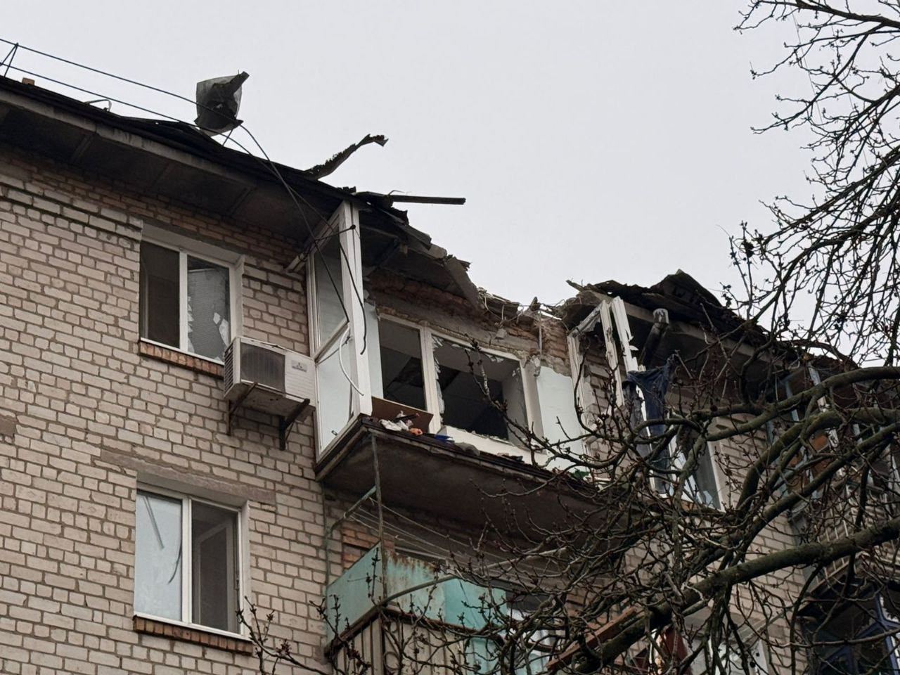 росіяни атакували Павлоград та Нікопольщину: постраждали 11 людей - 24.11.2025