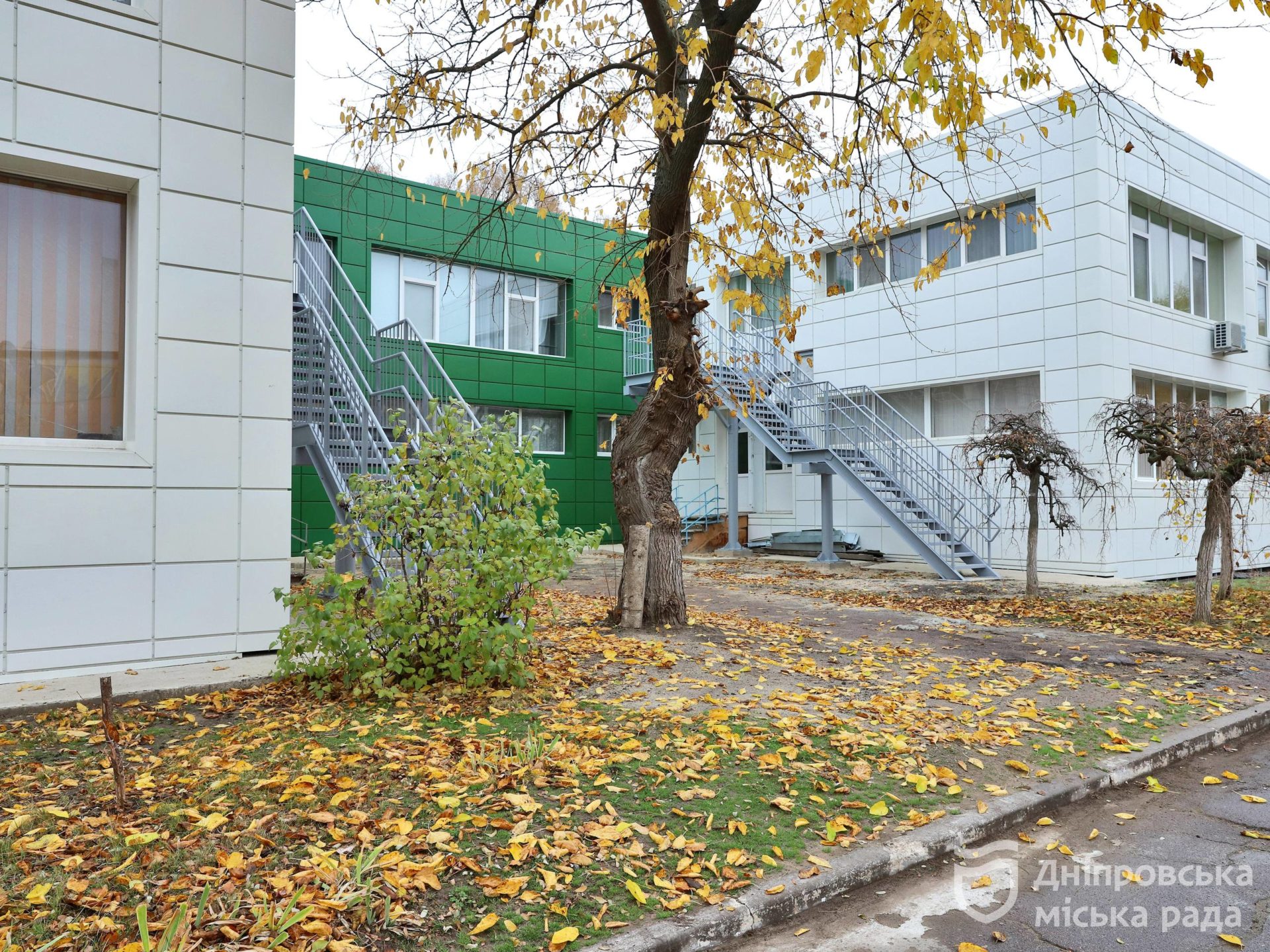 Філатов проінспектував перебіг термомодернізації, завдяки якій школи та дитсадки стали комфортнішими, а Дніпро заощаджує понад 30 % грошей на оплату енергоносіїв