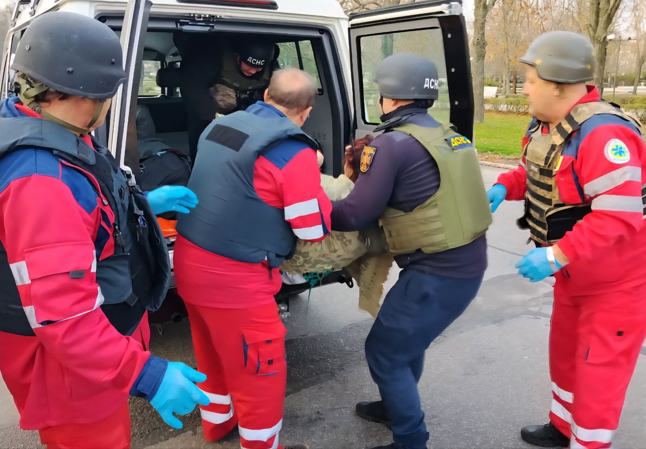 Атаки рф на Нікопольщині: двоє загиблих і п’ятеро поранених - 21.11.2025