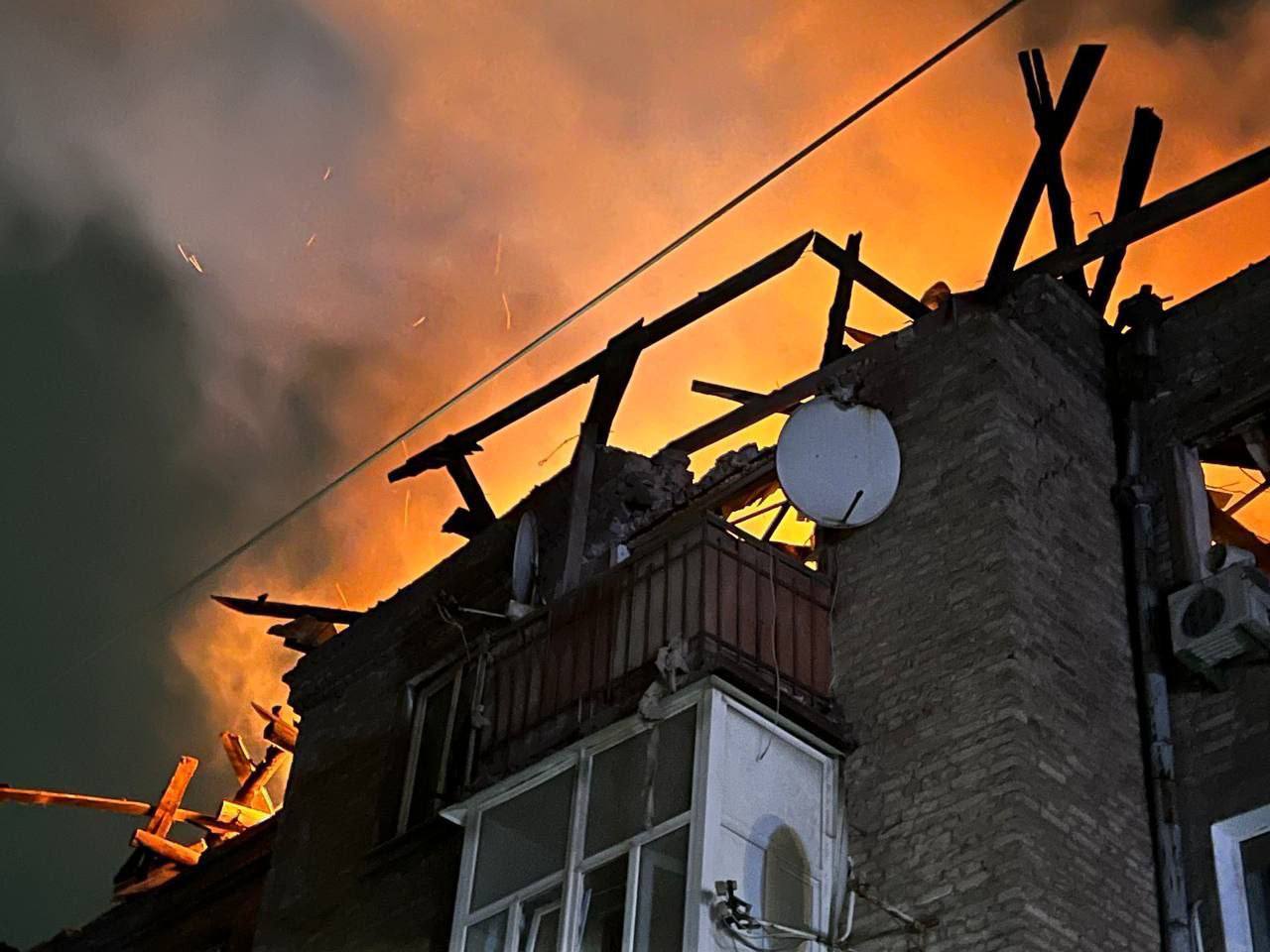 Наслідки атаки рф по Кам'янському - 06.11.2025