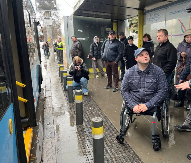 У Дніпрі протестували перший безбар’єрний маршрут - 20.11.2025