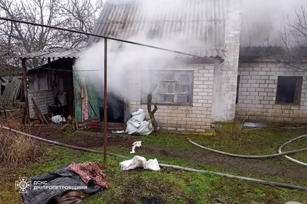 У селі Михайлівка під час гасіння пожежі знайшли тіло чоловіка - 21.12.2025
