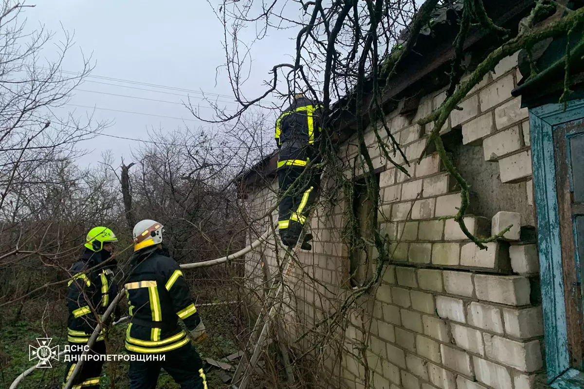 У селі Михайлівка під час гасіння пожежі знайшли тіло чоловіка - 21.12.2025