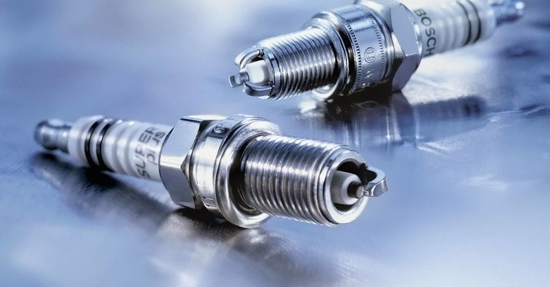 Як знос свічок впливає на запуск двигуна в мороз