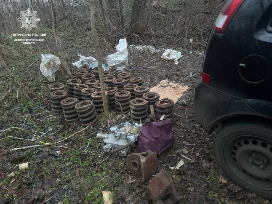 На Дніпропетровщині затримали крадія залізничних комплектуючих - 02.12.2025