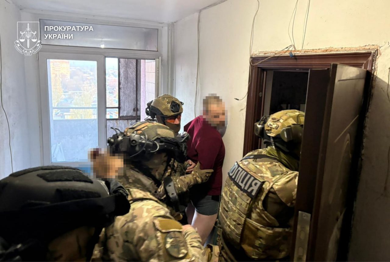 Шахрайство з депозитами: у Дніпрі викрили схему списання понад 50 млн грн - 22.12.2025