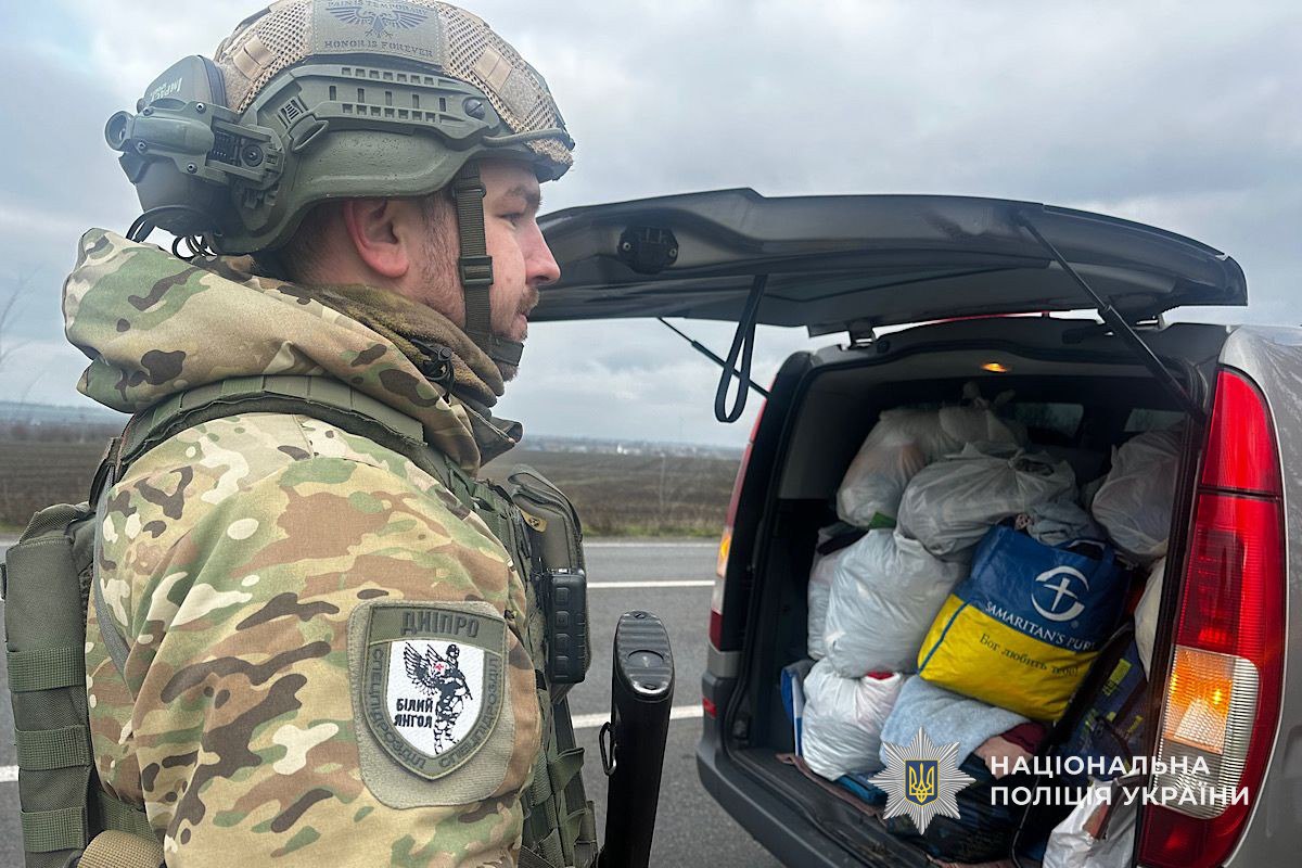 Евакуація в Нікополі: «Білі янголи» допомогли родині залишити місто - 24.12.2025