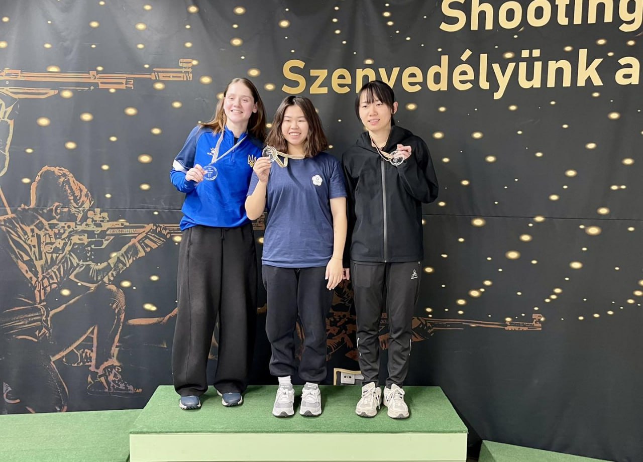 Дніпропетровські стрільці стали призерками міжнародного турніру Угорщини - 01.12.2025