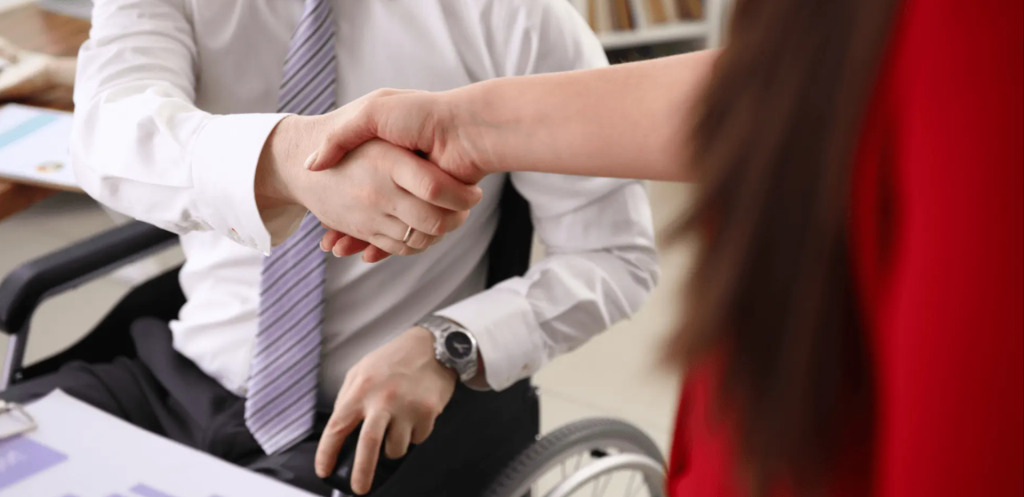 Дніпровські підприємці можуть отримати до 5 тис дол грантової підтримки - 08.12.2025