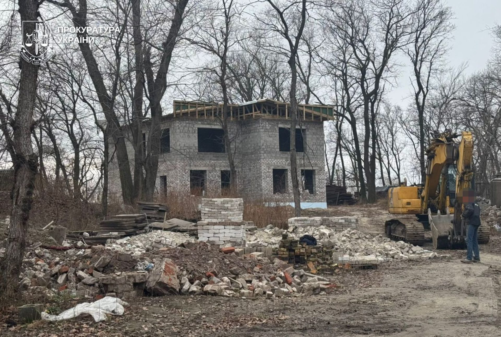 На Дніпропетровщині викрили двох учасників схеми незаконної приватизації земель - 01.12.2025