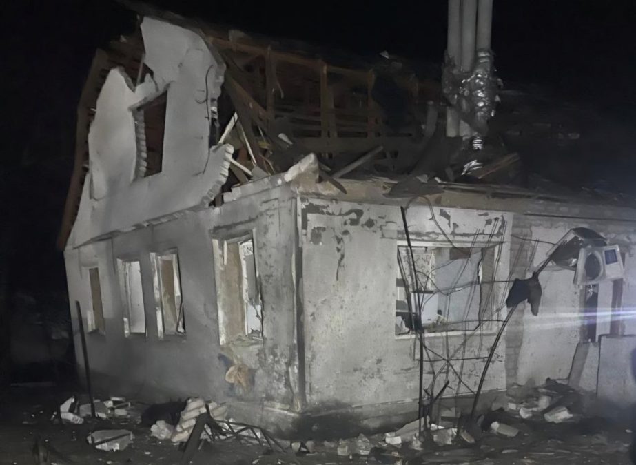 Обстріли Дніпропетровщини вночі 3.12.2025: 2 загиблих, є поранені