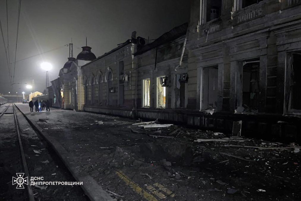 Затримка поїздів на Дніпропетровщині через ворожі атаки 15.12.2025 Затримка поїздів на Дніпропетровщині через ворожі атаки 15.12.2025
