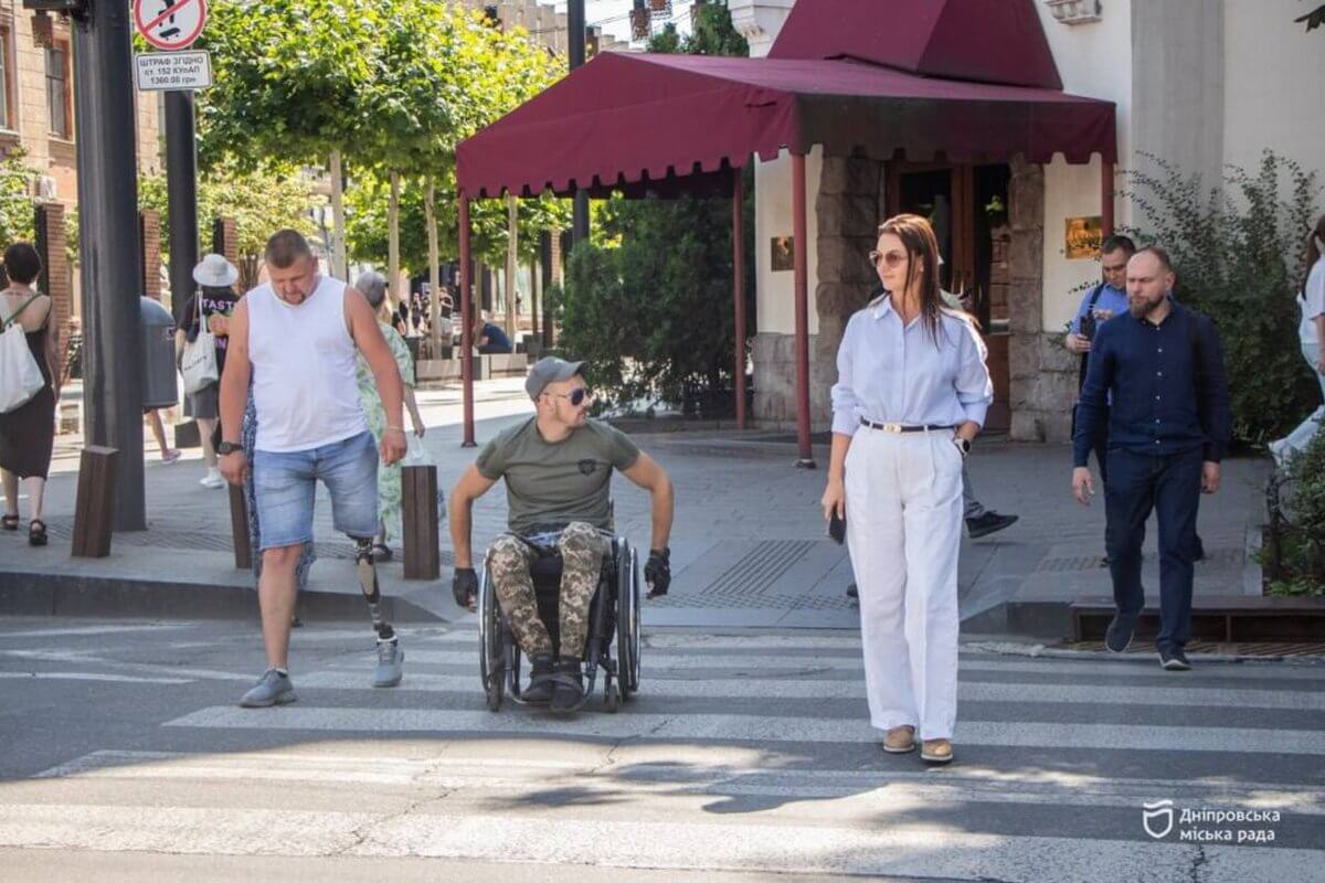 Безбар’єрний Дніпро: як місто змінює інфраструктуру для всіх мешканців