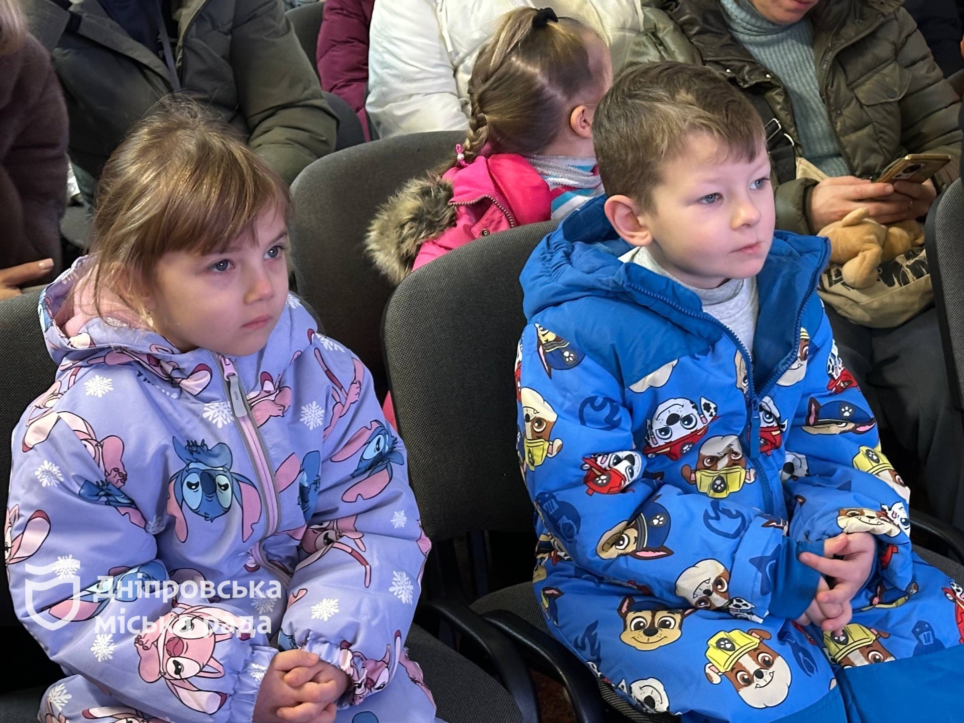 Протягом місяця в Дніпрі проходитимуть вистави, фестивалі, майстер-класи, творчі зустрічі та благодійні акції - 06.12.2025