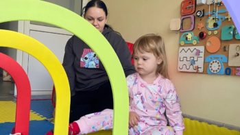 o У Дніпрі безкоштовно допомагають родинам, які виховують дітей до 4 років із особливими освітніми потребами - 8.12.2025