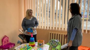 У Дніпрі безкоштовно допомагають родинам, які виховують дітей до 4 років із особливими освітніми потребами - 8.12.2025