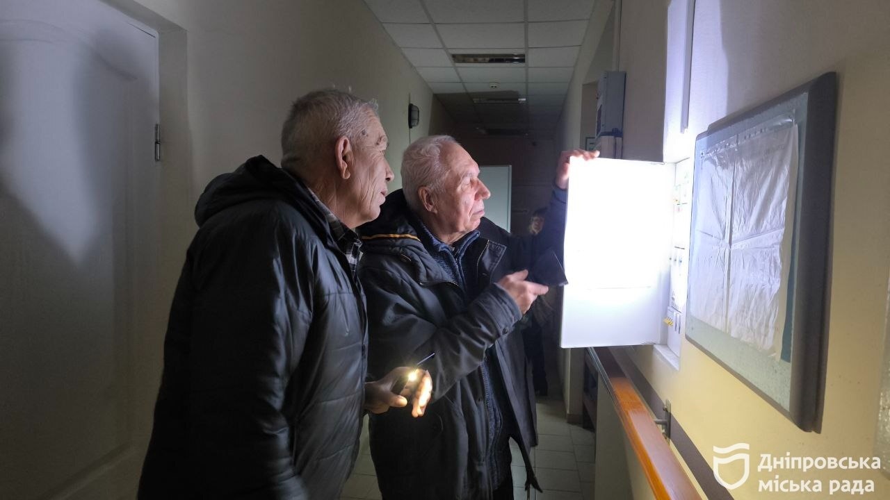 Гаряче харчування для підопічних терцентру Дніпра навіть під час відключень світла - 9.12.2025