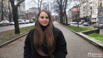 Студенти релокованого з Маріуполя до Дніпра університету висадили у місті алею тюльпанів - 12.12.2025