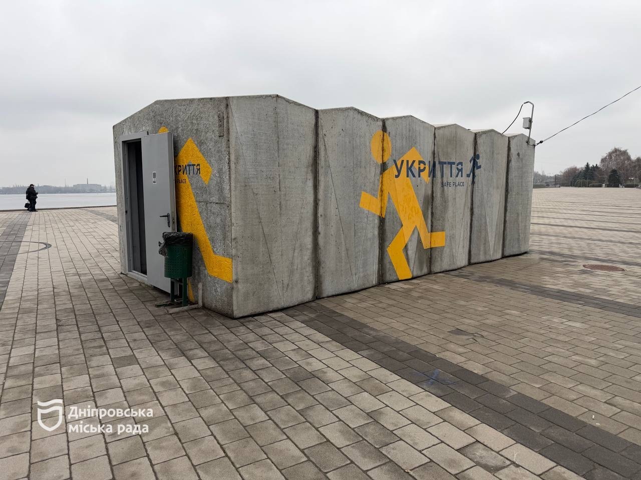 Черговий по місту перевірив модульне залізобетонне укриття (Фестивальний причал) - 13.12.2025