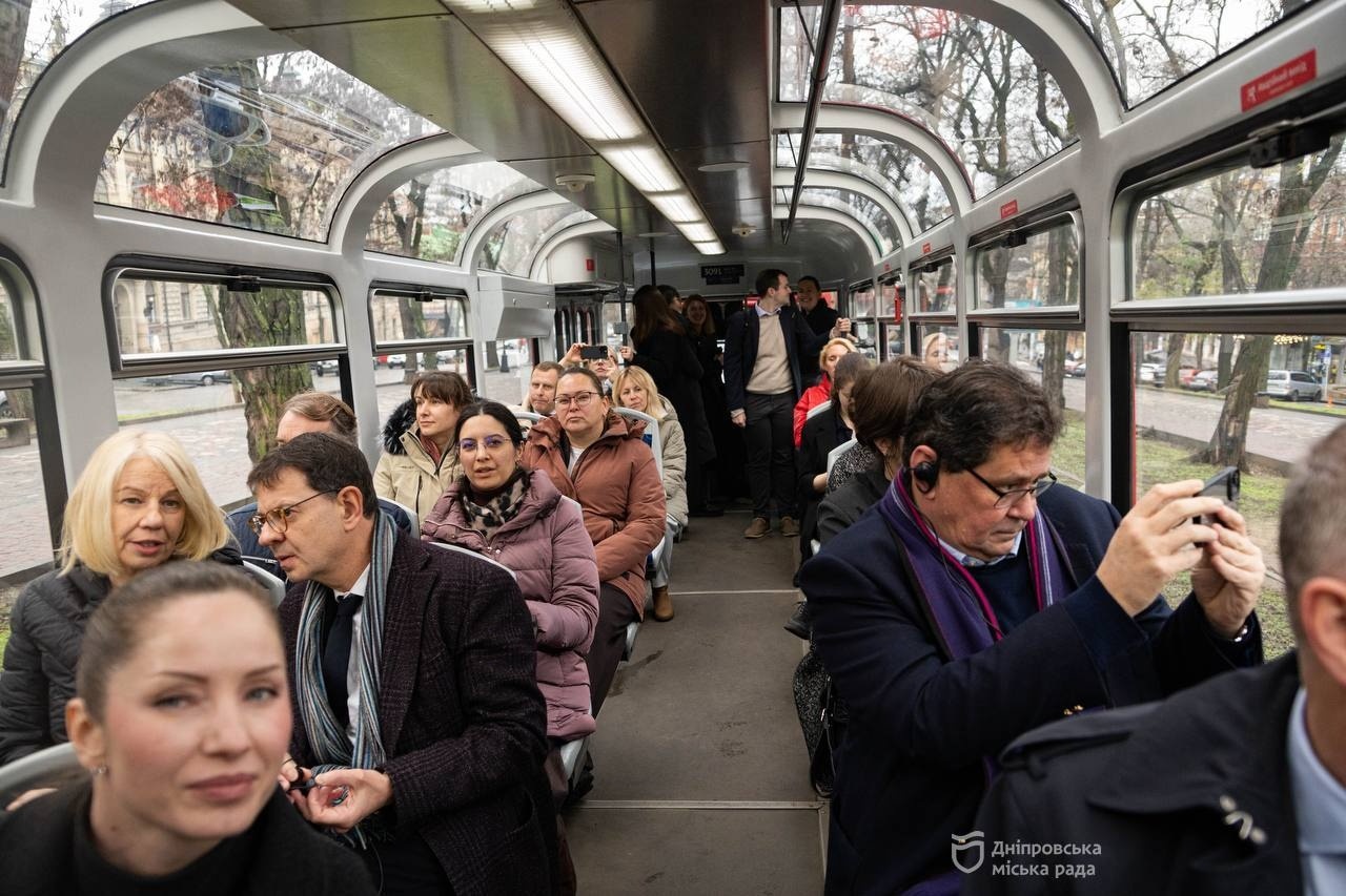 Міжнародні партнери протестували безбар’єрний маршрут Дніпра - 15.12.2025