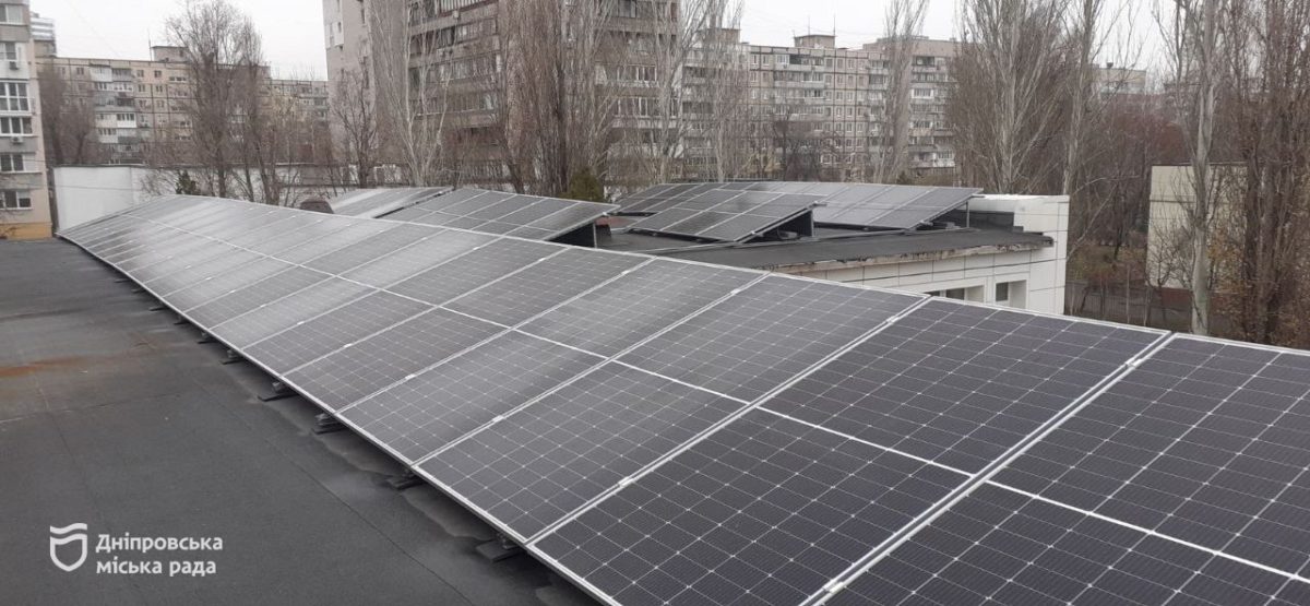 У дитсадках Дніпра встановлюють сонячні батареї та облаштовують укриття - 17.12.2025