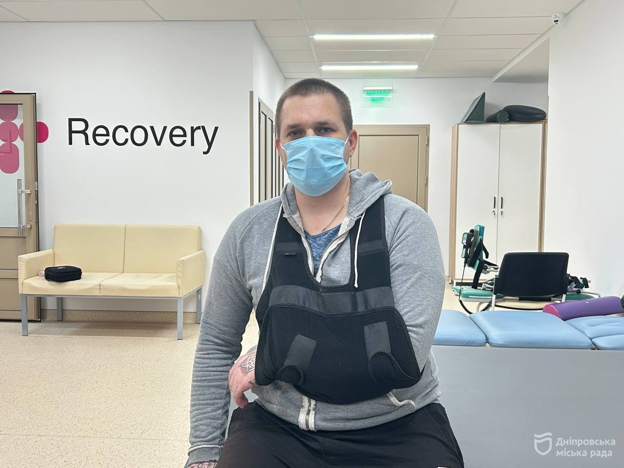 Захисник Дмитро після поранень проходить реабілітацію в Дніпрі - 18.12.2025