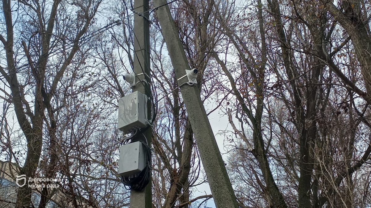 Безпека Дніпра: у Новокодацькому районі встановили 25 нових камер відеоспостереження - 19.12.2025